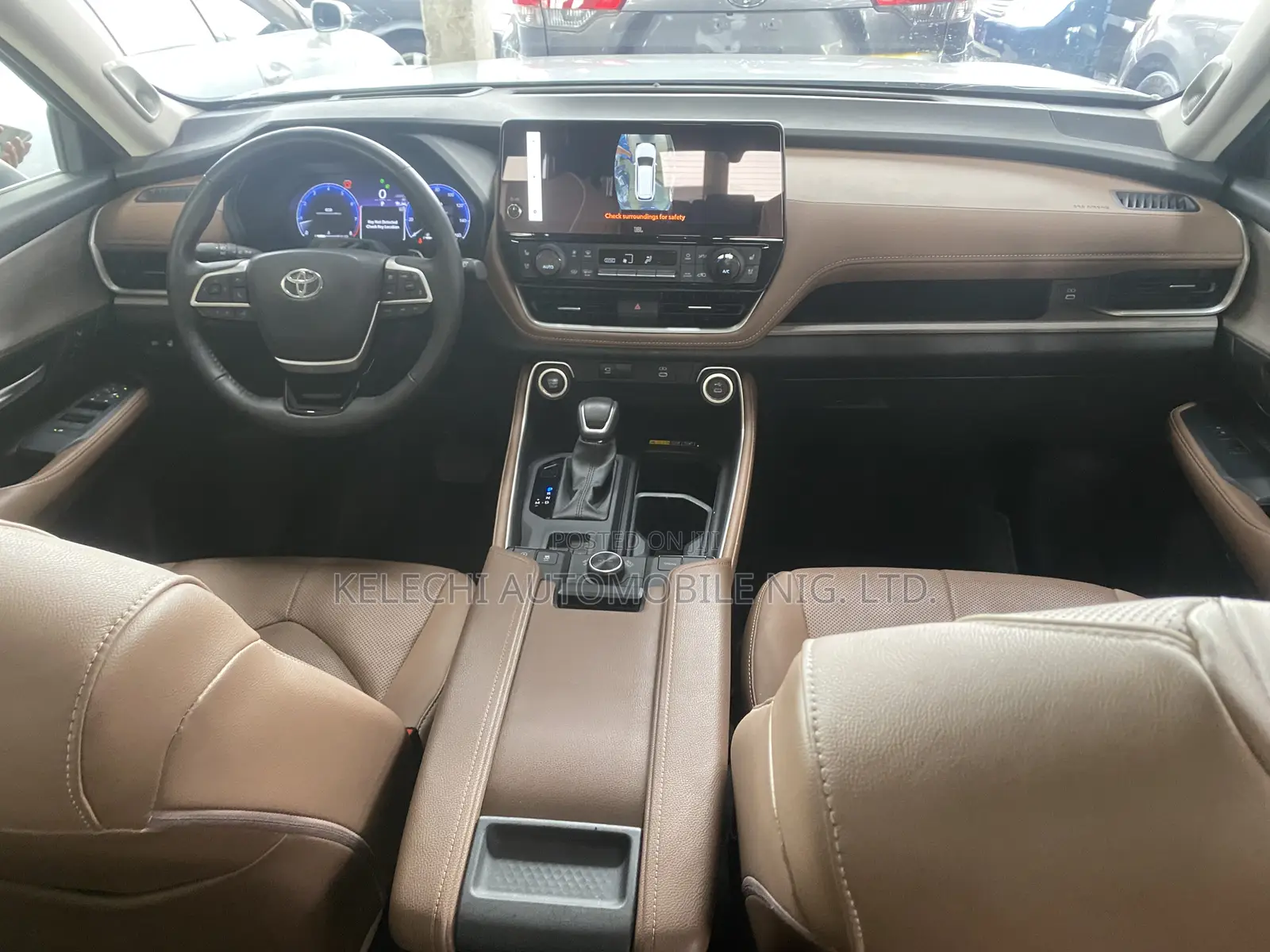 Toyota Highlander Platinum AWD 2024 Gray