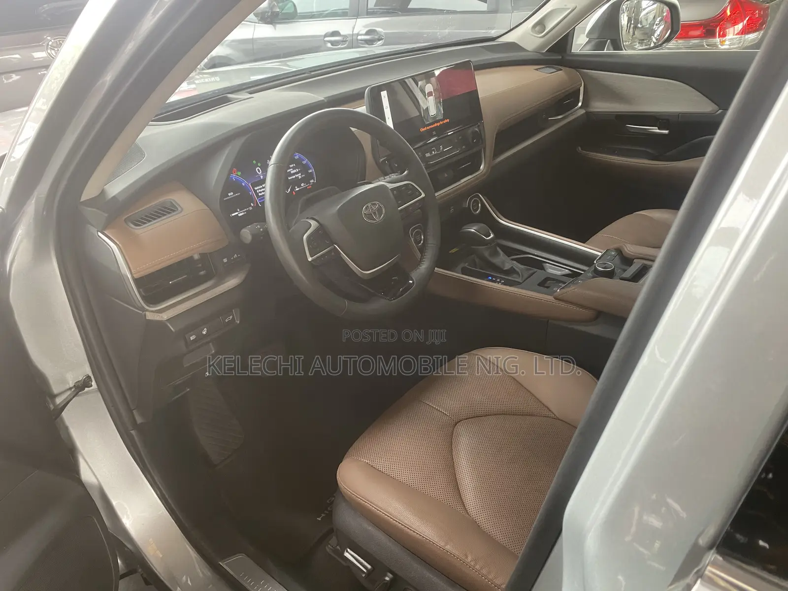Toyota Highlander Platinum AWD 2024 Gray