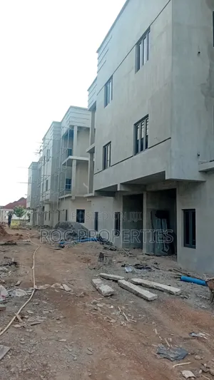 5bdrm Townhouse/Terrace in Life Camp for sale