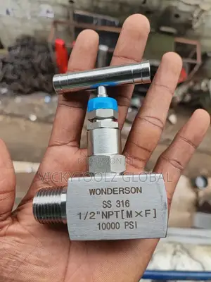 Needle Valve Stainless Steel 1⁄2" NPT 10000 Psi