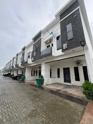 4bdrm Townhouse/Terrace in Orchid, Lekki for sale