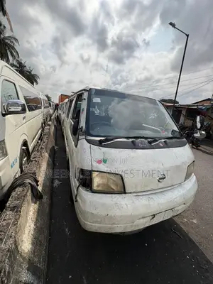 Mazda Bongo 2010 White
