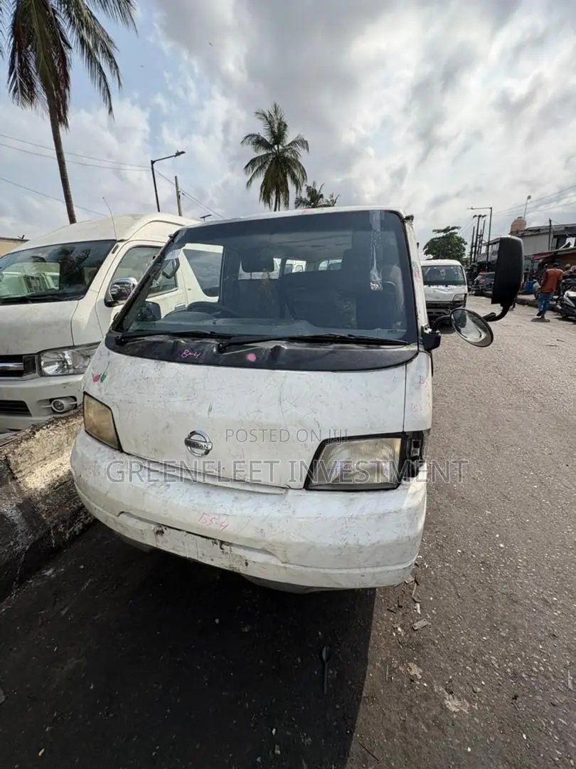 Mazda Bongo 2010 White