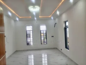 3bdrm Apartment in GRA Phase 2 Shangisha for sale