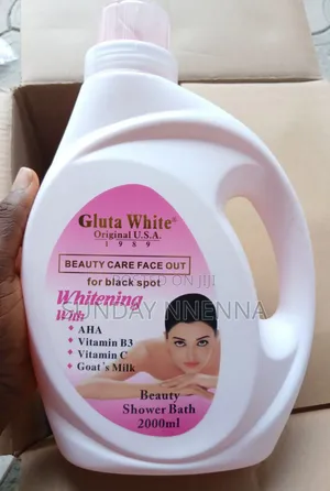 Gluta White Shower Bath