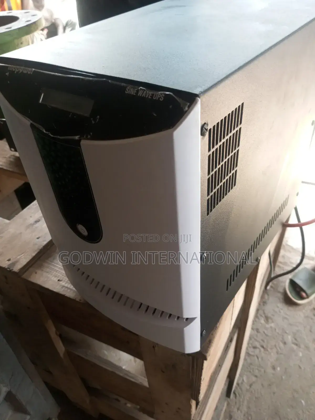 Mopower Inverter 2.5kv