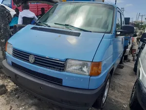 Volkswagen Transporter 2005 Blue