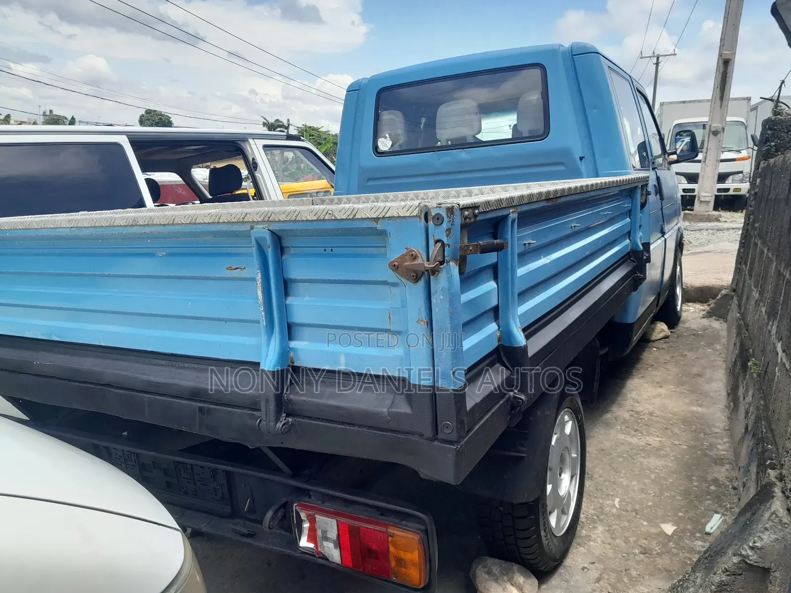 Volkswagen Transporter 2005 Blue