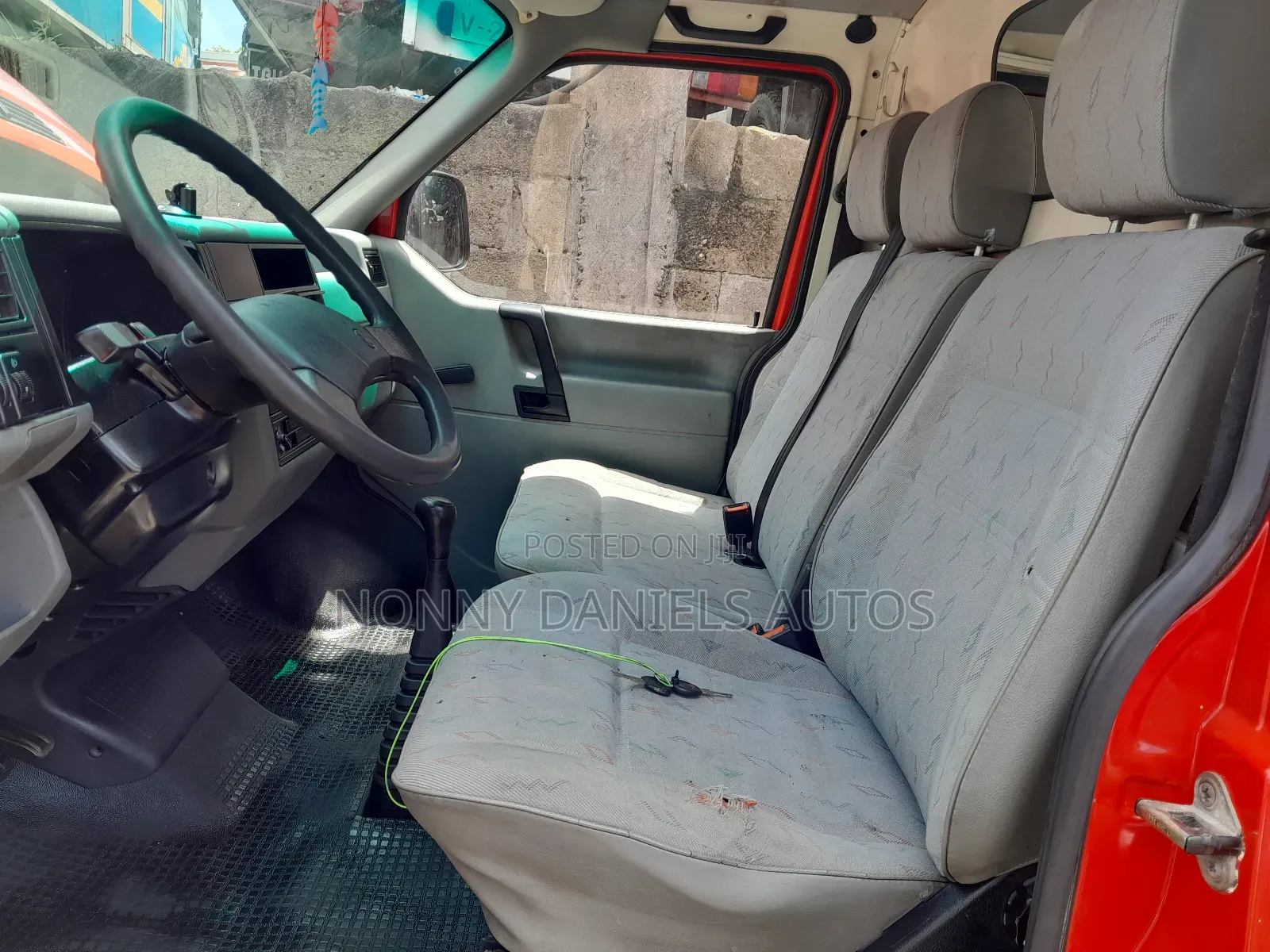Volkswagen Transporter 2005 Red