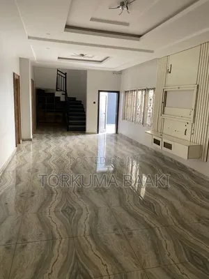 5bdrm Townhouse / Terrace in Lifecamp for rent