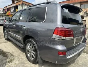 Lexus LX 570 AWD 2013 Gray