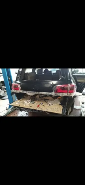 Land Cruiser 2010 Upgraded to 2018 Model