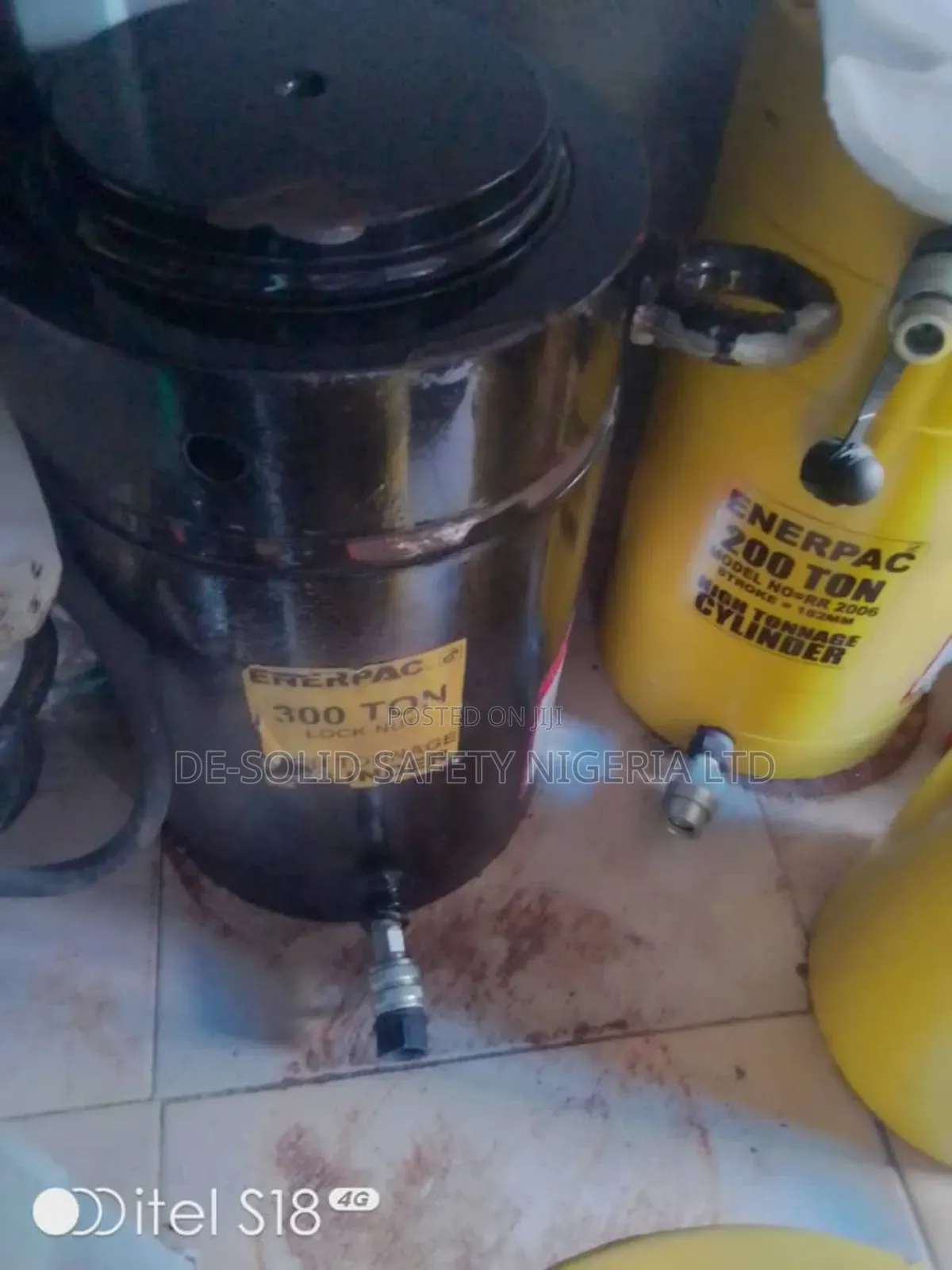 300ton Enerpac Jack