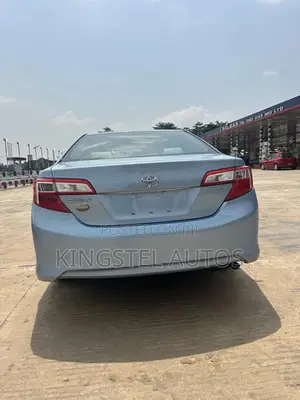 Toyota Camry L 4dr Sedan (2.5L 4cyl 6A) 2012 Blue
