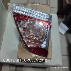 Booth Lamp Corolla 010