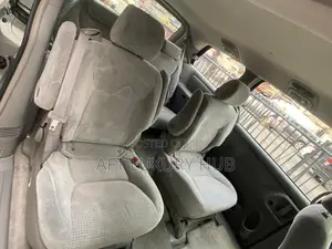 Toyota Sienna LE 2008 Gold