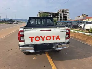 Hilux for Rent