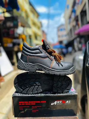 Artmas Safety Shoe (From Size 39 To Size 47)