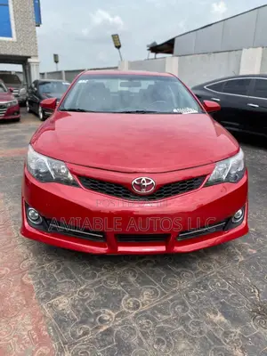 Toyota Camry SE 4dr Sedan (2.5L 4cyl 6A) 2012 Red