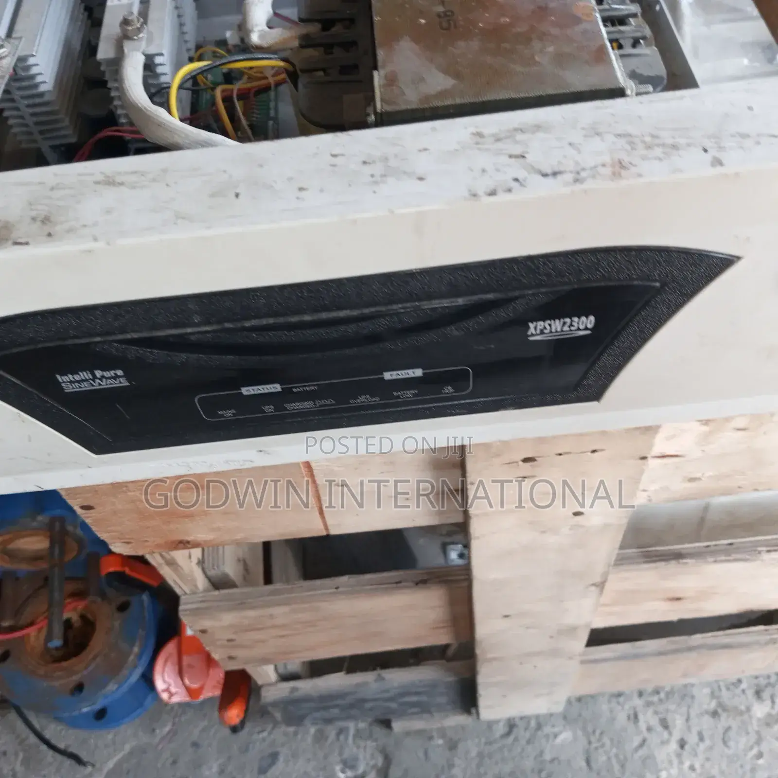Solar Inverter and Charger Controller