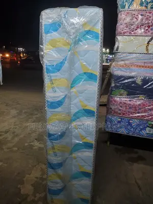 4 and Half by 6 Feet by 18 Inches Healthlux Semi Orthopedic Mattress