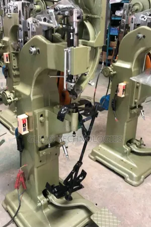 Industrial Riveting Electric Machine. 5m