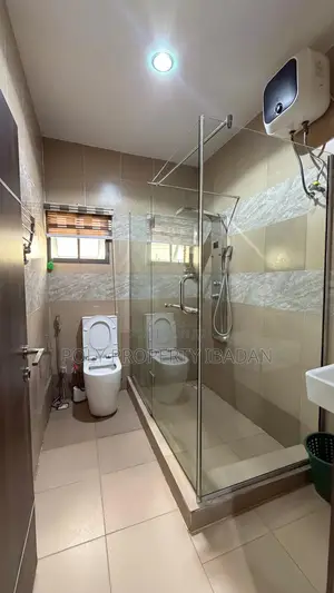 1 Bedroom Studio Apartment/ Jericho Gra