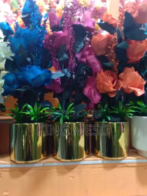 Table Flower Available