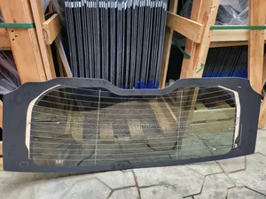 Range Rover Vella 2020 Back Glass Available