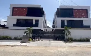 4bdrm Duplex in Lekki Phase 1 for rent