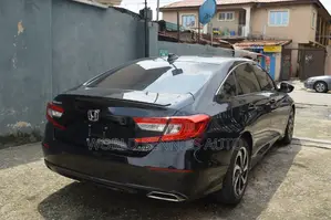 Honda Accord Sport 2.0T 2018 Black