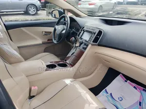 Toyota Venza V6 2010 Blue