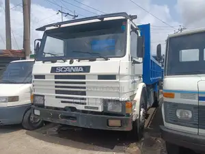 Scania Europe Tipper Truck (Straight Engine)