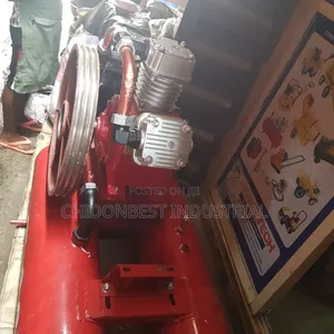 Industrial Mobile Air Compressor for Breaking of Rocks