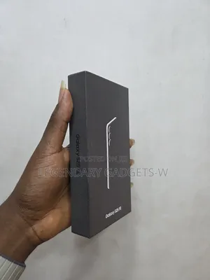 New Samsung Galaxy S25 FE 256 GB Blue