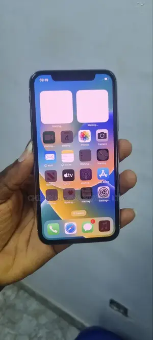 Apple iPhone X 64 GB White