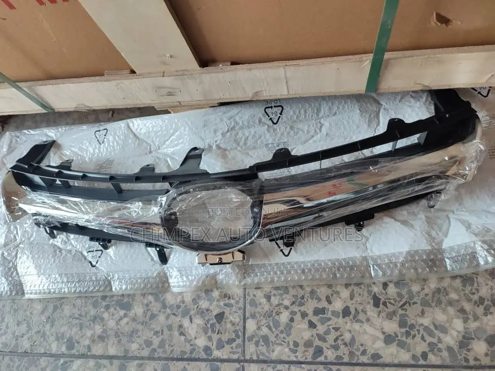 Front Grill Camry 2015