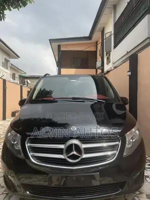 Mercedes-Benz Viano 2018 Black