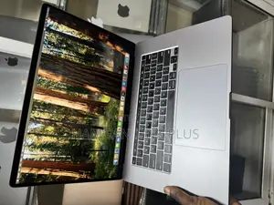 Laptop Apple MacBook Pro 2019 32GB Intel Core i9 SSD 1T