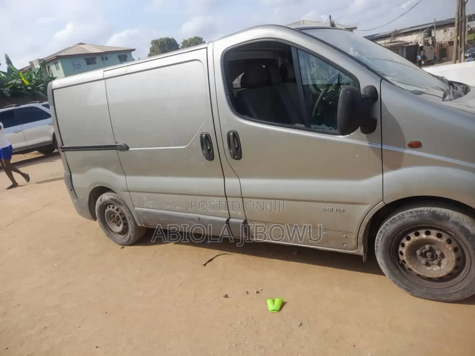 Renault Trafic 2005 Silver