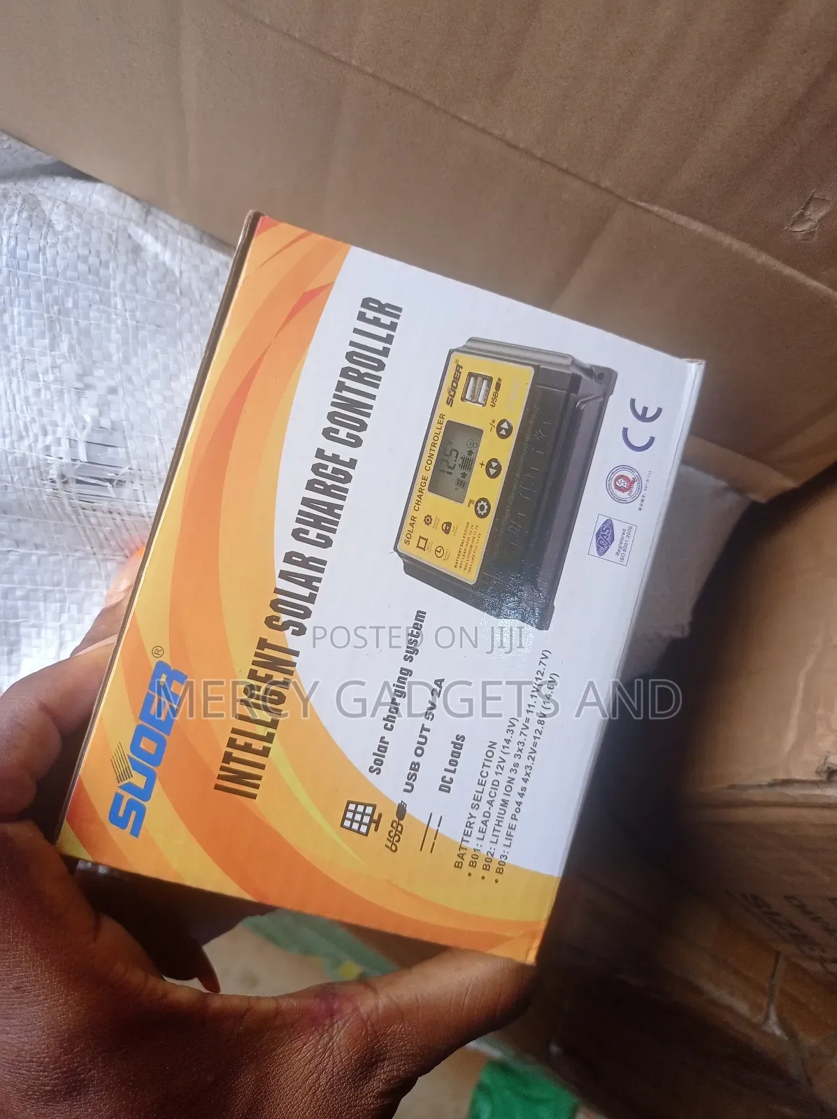 MPPT Solar Charge Controller (High Efficiency)