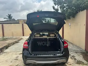 Mercedes-Benz GLA 250 2015 Black
