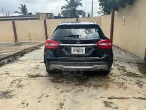 Mercedes-Benz GLA 250 2015 Black
