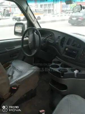 Ford E250 2009 Black