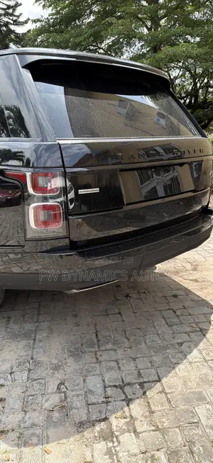 Land Rover Range Rover 5.0L Supercharged 2018 Black