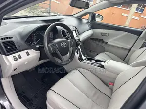 Toyota Venza XLE AWD V6 2013 Gray