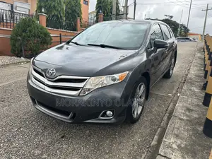 Toyota Venza XLE AWD V6 2013 Gray
