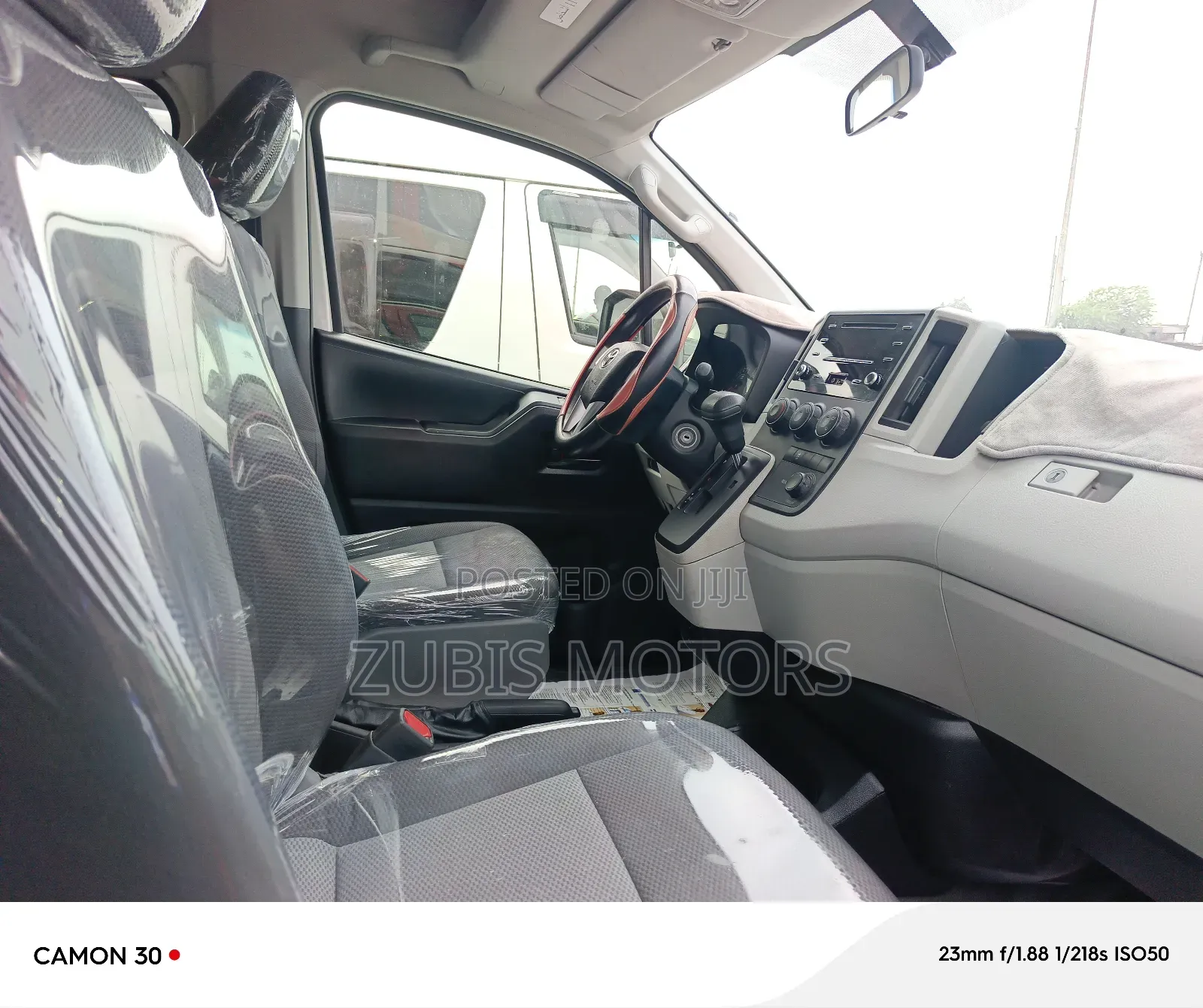 Toyota HiAce 2023 White
