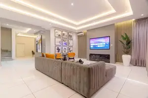 Luxurious 4 Bedroom Duplex With Snooker and Swimming Pool