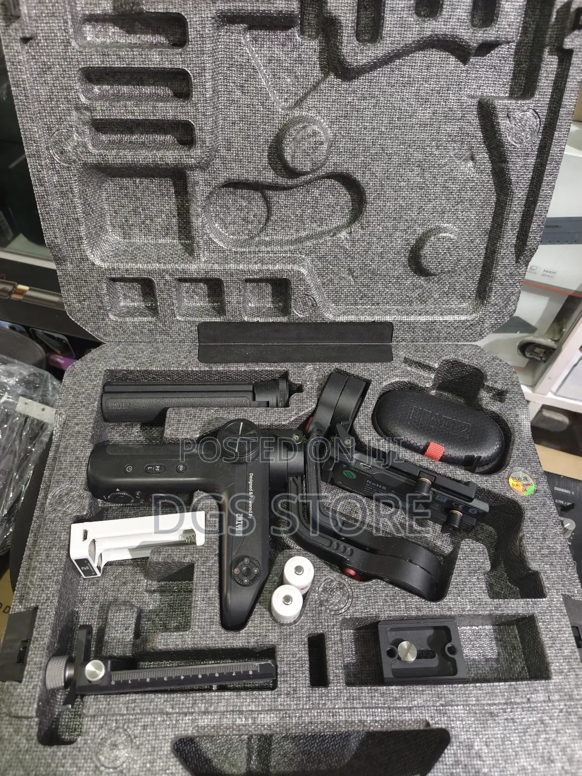 Used Zhlyun Weebill Lab Gimbal Stabilizer